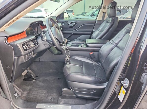 5LM5J7WC3NGL19851 2022 LINCOLN AVIATOR Black Front interior view