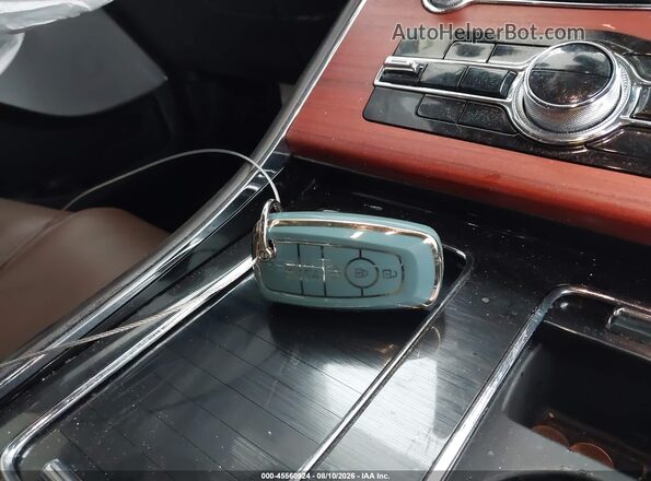 5LM5J7WC8PGL28015 2023 LINCOLN AVIATOR Black Առջևի վահանակի տեսք