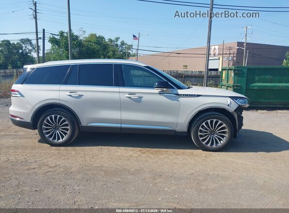 5LM5J7XC0PGL02085 2023 LINCOLN AVIATOR Beige Widok wnętrza z tyłu