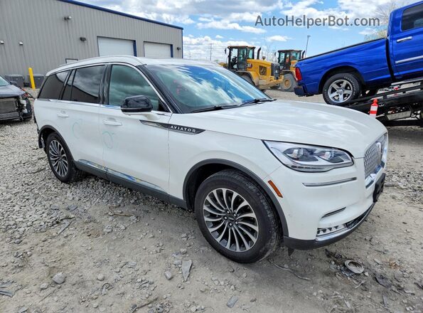 5LM5J7XC0RGL04387 2024 LINCOLN AVIATOR White Front right