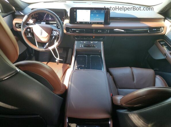 5LM5J7XC0SGL04377 2025 LINCOLN AVIATOR White Առջևի վահանակի տեսք