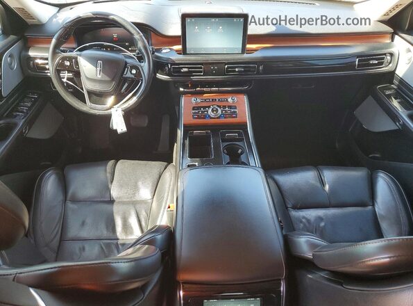 5LM5J7XC1LGL09217 2020 LINCOLN AVIATOR Silver წინა პანელის ხედი