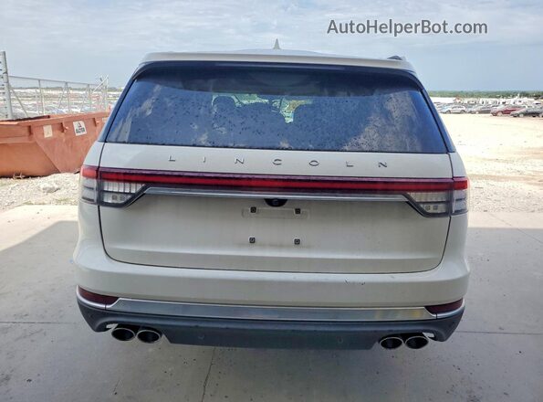 5LM5J7XC1RGL08691 2024 LINCOLN AVIATOR White Հետևի տեսք