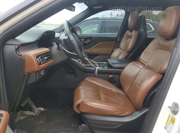 5LM5J7XC2PGL10415 2023 LINCOLN AVIATOR White Front interior view