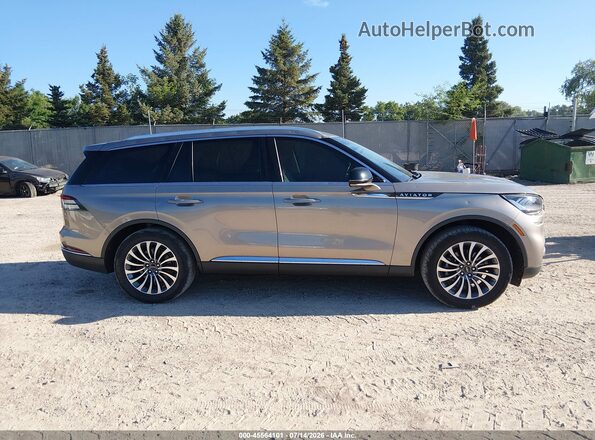 5LM5J7XC9LGL16299 2020 LINCOLN AVIATOR Champagne უკანა სალონის ხედი