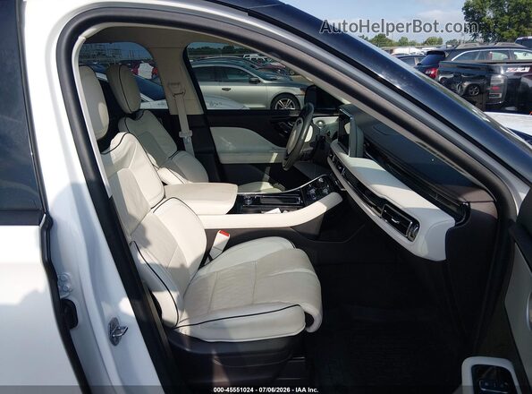 5LM5J9XCXRGL01928 2024 LINCOLN AVIATOR White Widok wnętrza z przodu