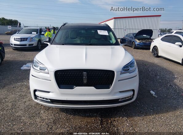 5LM5J9XCXRGL01928 2024 LINCOLN AVIATOR White Widok z przodu
