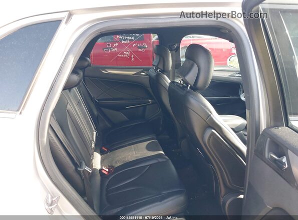 5LMCJ1C90GUJ31967 2016 LINCOLN MKC Silver Vista de la etiqueta del VIN