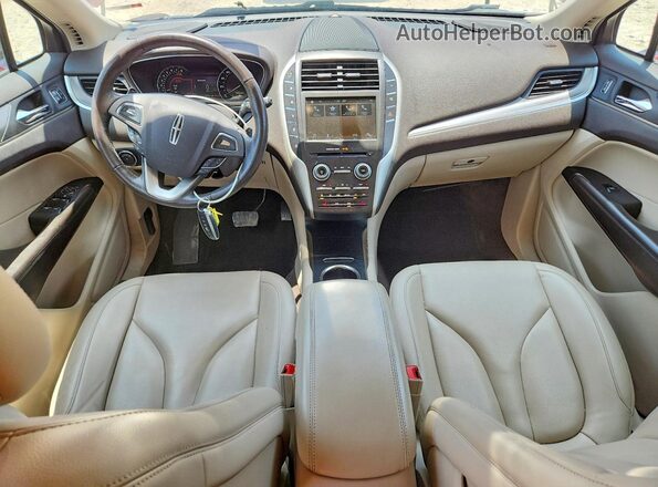5LMCJ1C91JUL32929 2018 LINCOLN MKC Purple Вид панелі приладів