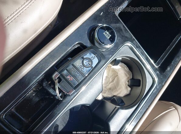 5LMCJ1C93MUL08989 2021 LINCOLN CORSAIR Gold Vista del salpicadero