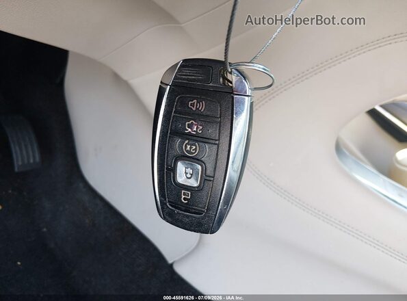 5LMCJ1C94HUL52084 2017 LINCOLN MKC Beige Вид панелі приладів
