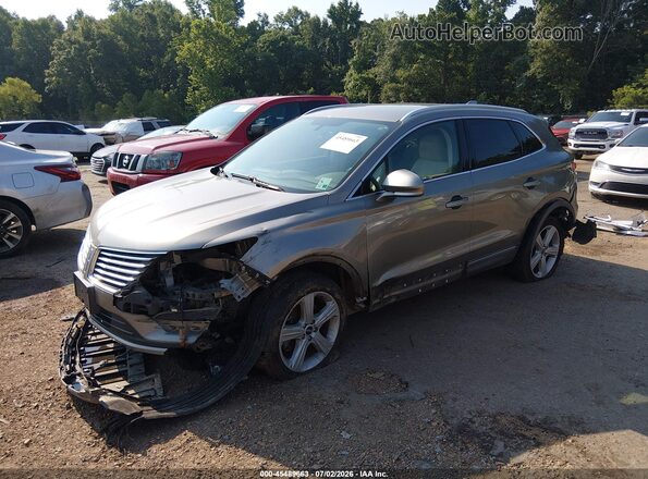 5LMCJ1C94HUL55339 2017 LINCOLN MKC Silver Vista tres cuartos delantera izquierda