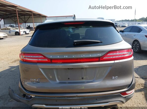 5LMCJ1C94HUL55339 2017 LINCOLN MKC Silver 