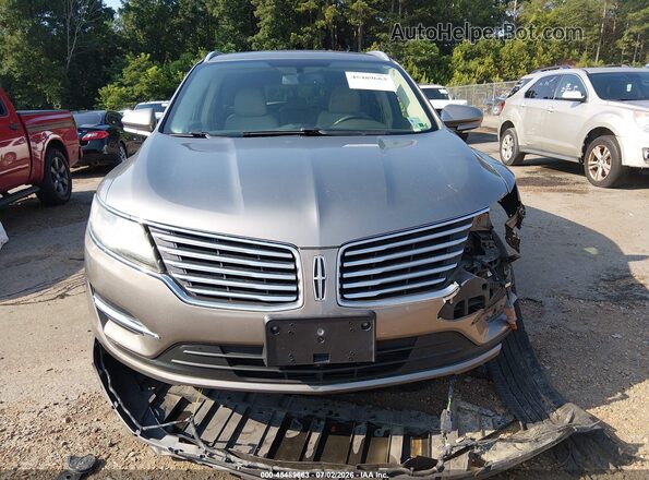 5LMCJ1C94HUL55339 2017 LINCOLN MKC Silver Vista interior trasera