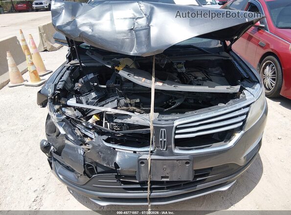 5LMCJ1C96HUL61773 2017 LINCOLN MKC Gray Front view