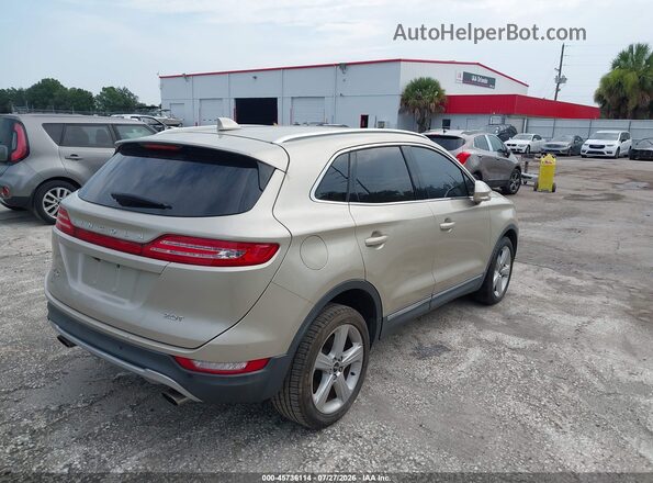 5LMCJ1C96HUL70358 2017 LINCOLN MKC Beige Trasero derecho
