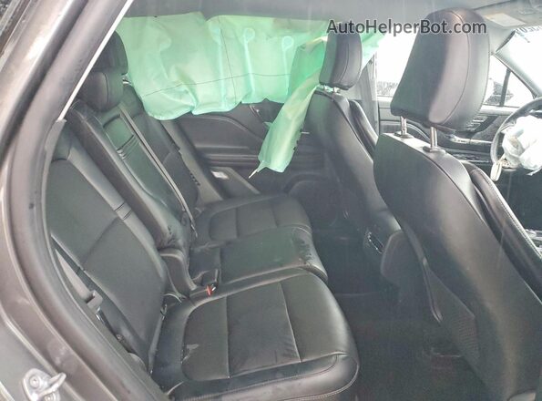5LMCJ1C97NUL30205 2022 LINCOLN CORSAIR Gray Vista interior trasera