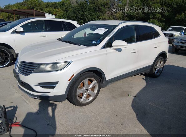 5LMCJ1C98GUJ15922 2016 LINCOLN MKC White Front left
