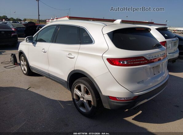 5LMCJ1C98GUJ15922 2016 LINCOLN MKC White Rear left