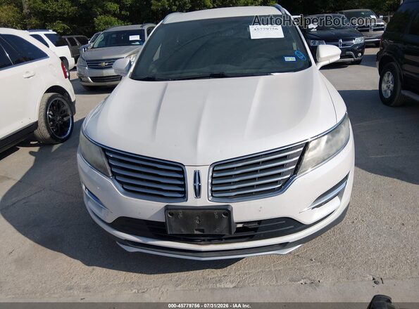 5LMCJ1C98GUJ15922 2016 LINCOLN MKC White Front view