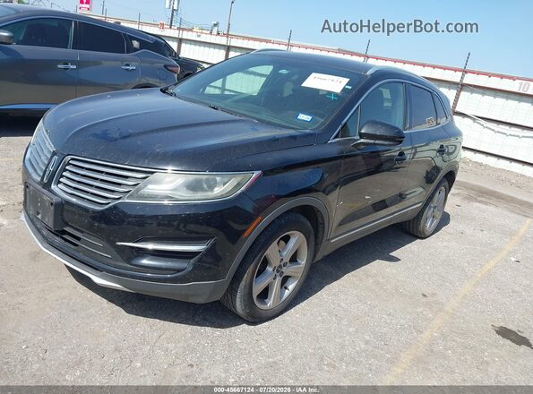 5LMCJ1C98JUL00530 2018 LINCOLN MKC Черный Передняя левая четверть