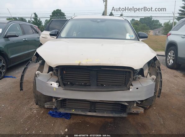 5LMCJ1C98LUL28878 2020 LINCOLN CORSAIR White Rear interior view