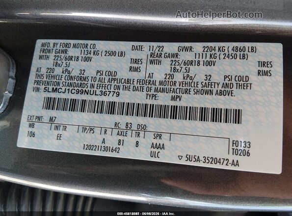 5LMCJ1C99NUL36779 2022 LINCOLN CORSAIR Gray Widok komory silnika
