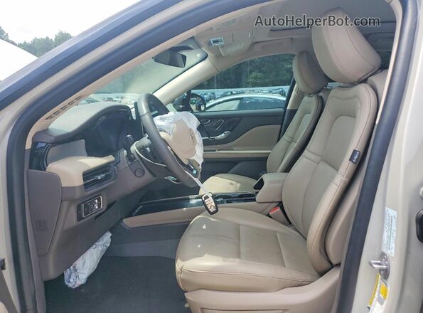 5LMCJ1CA9RUL05483 2024 LINCOLN CORSAIR Gray Front interior view
