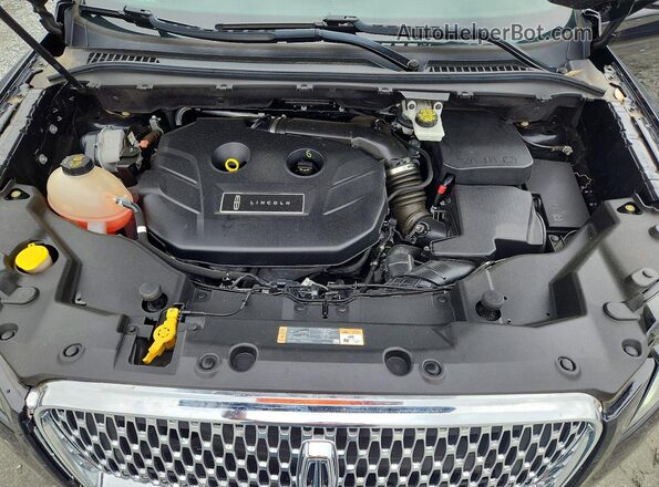 5LMCJ1D90KUL06984 2019 LINCOLN MKC Black Rear interior view