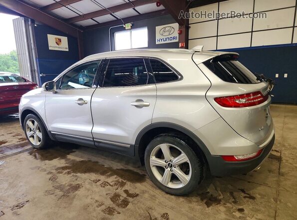 5LMCJ1D99HUL32332 2017 LINCOLN MKC Серебряный Задняя левая четверть