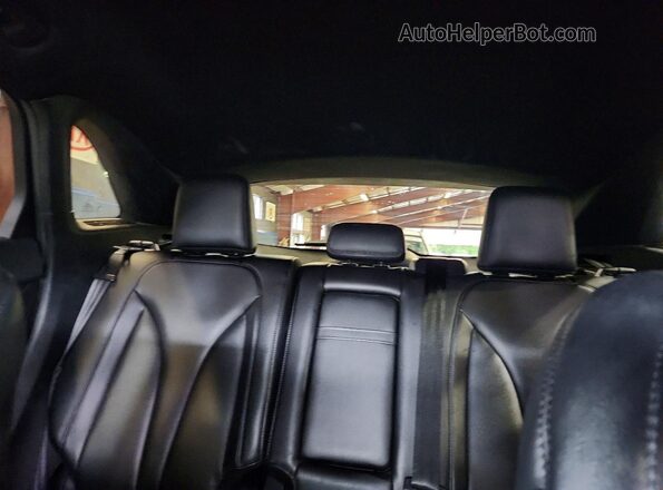 5LMCJ1D99HUL32332 2017 LINCOLN MKC Серебряный Вид задних сидений