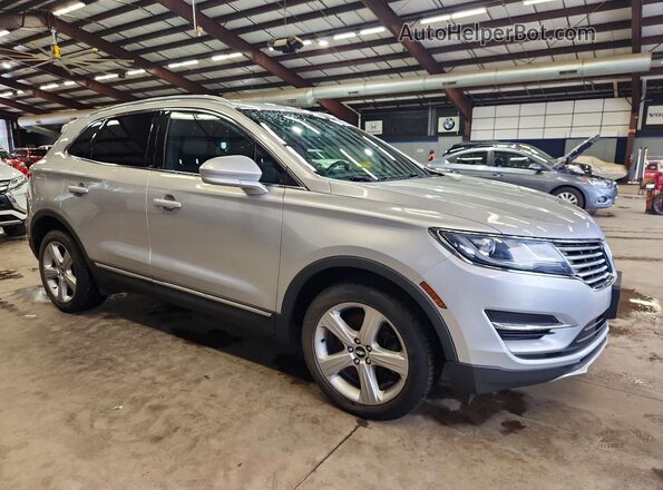 5LMCJ1D99HUL32332 2017 LINCOLN MKC Серебряный Передняя правая четверть
