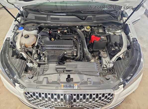 5LMCJ1DA6PUL15030 2023 LINCOLN CORSAIR White Engine compartment view
