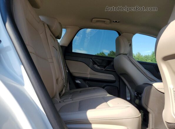 5LMCJ1DA9RUL26963 2024 LINCOLN CORSAIR White Vista interior trasera