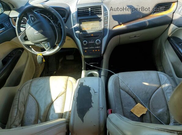 5LMCJ2C91HUL49679 2017 LINCOLN MKC Gray Вид панелі приладів