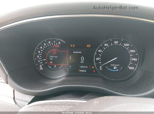 5LMCJ2C94HUL00587 2017 LINCOLN MKC Silver Հետևի նստատեղերի տեսք