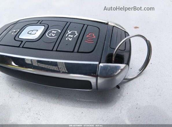 5LMCJ2C94HUL00587 2017 LINCOLN MKC Silver Առջևի վահանակի տեսք