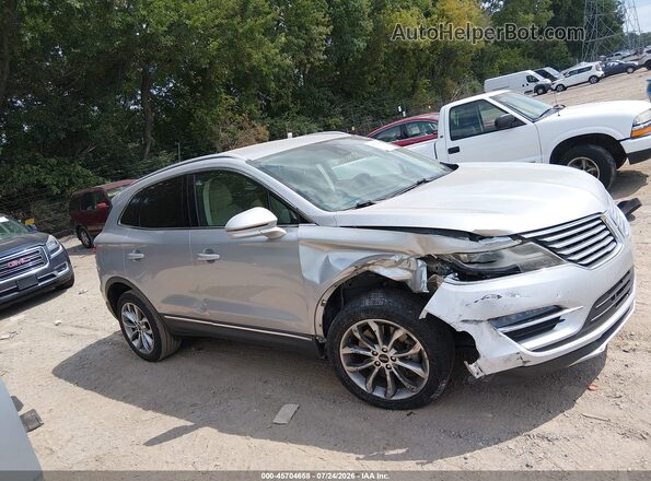 5LMCJ2C94HUL00587 2017 LINCOLN MKC Silver Սալոնի հետևի տեսք