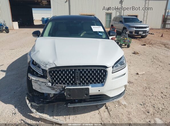 5LMCJ2C94LUL02574 2020 LINCOLN CORSAIR White Вид панелі приладів