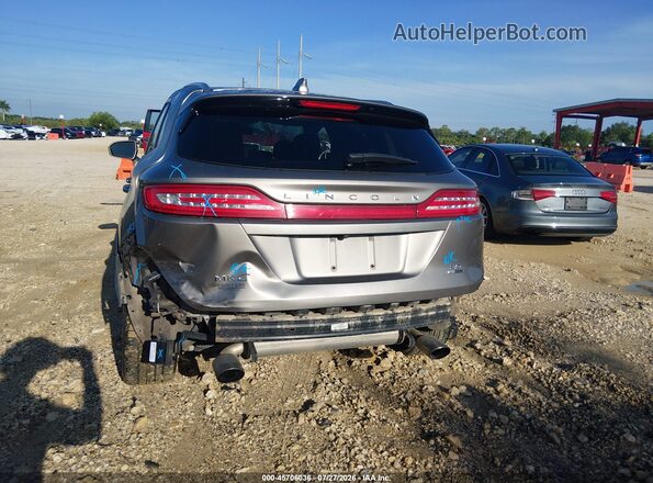 5LMCJ2C95GUJ21098 2016 LINCOLN MKC Gray Դիմացի տեսք