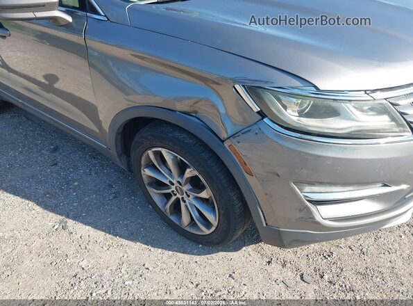 5LMCJ2C96GUJ26827 2016 LINCOLN MKC Gray Front view