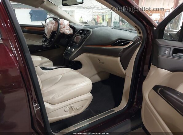 5LMCJ2C97HUL03743 2017 LINCOLN MKC Maroon Вид салону спереду