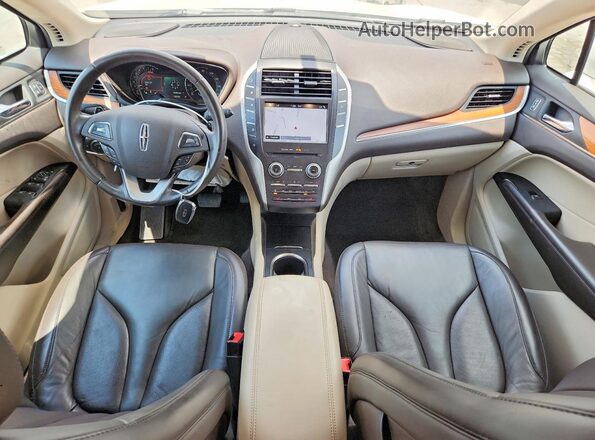 5LMCJ2C97JUL30446 2018 LINCOLN MKC White წინა პანელის ხედი