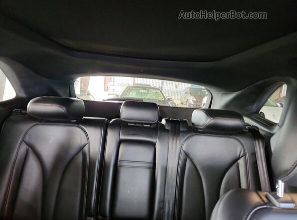 5LMCJ2C99HUL31351 2017 LINCOLN MKC Black Вид задніх сидінь
