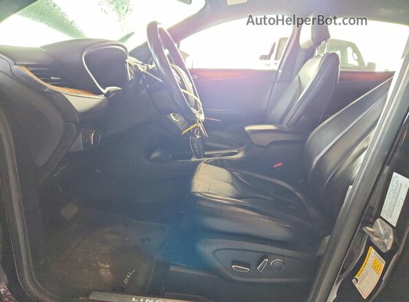 5LMCJ2C99HUL31351 2017 LINCOLN MKC Black Вид салону спереду