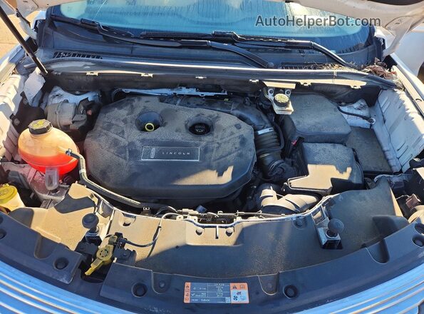 5LMCJ2C99HUL63121 2017 LINCOLN MKC White Շարժիչի բաժամունքի տեսք