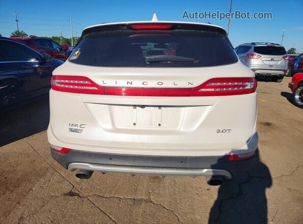 5LMCJ2C99HUL63121 2017 LINCOLN MKC White Հետևի տեսք
