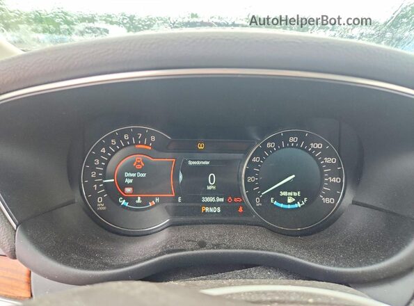 5LMCJ2D90JUL29881 2018 LINCOLN MKC Золотой Вид щитка приборов