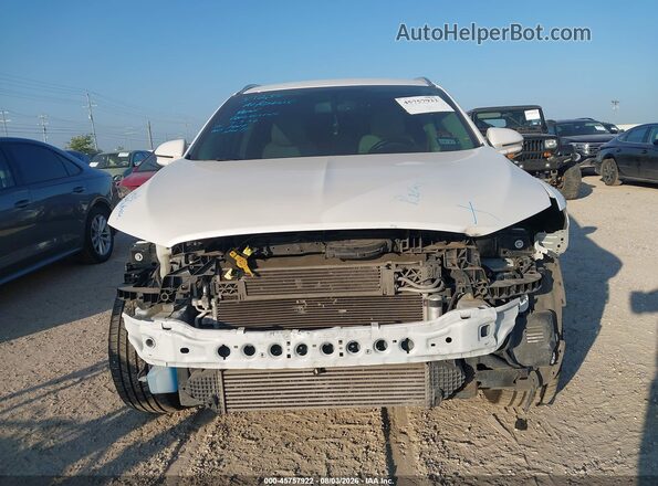 5LMCJ2D90KUL01757 2019 LINCOLN MKC White Vista del cuadro de instrumentos