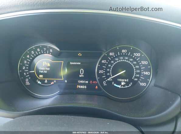 5LMCJ2D90KUL01757 2019 LINCOLN MKC White Vista de los asientos traseros